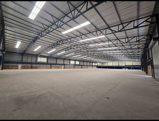 7,000M² WAREHOUSE FOR SALE IN ANDERBOLT